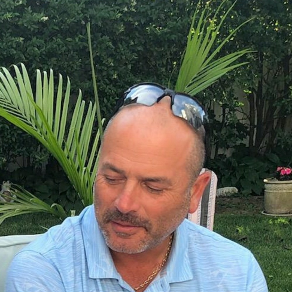 Meet your Posher, Nicholas